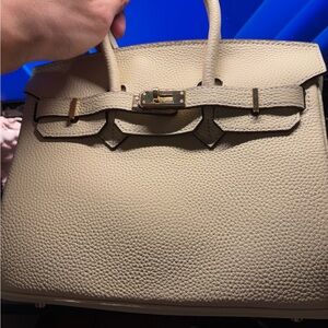 Elegant Beige Handbag